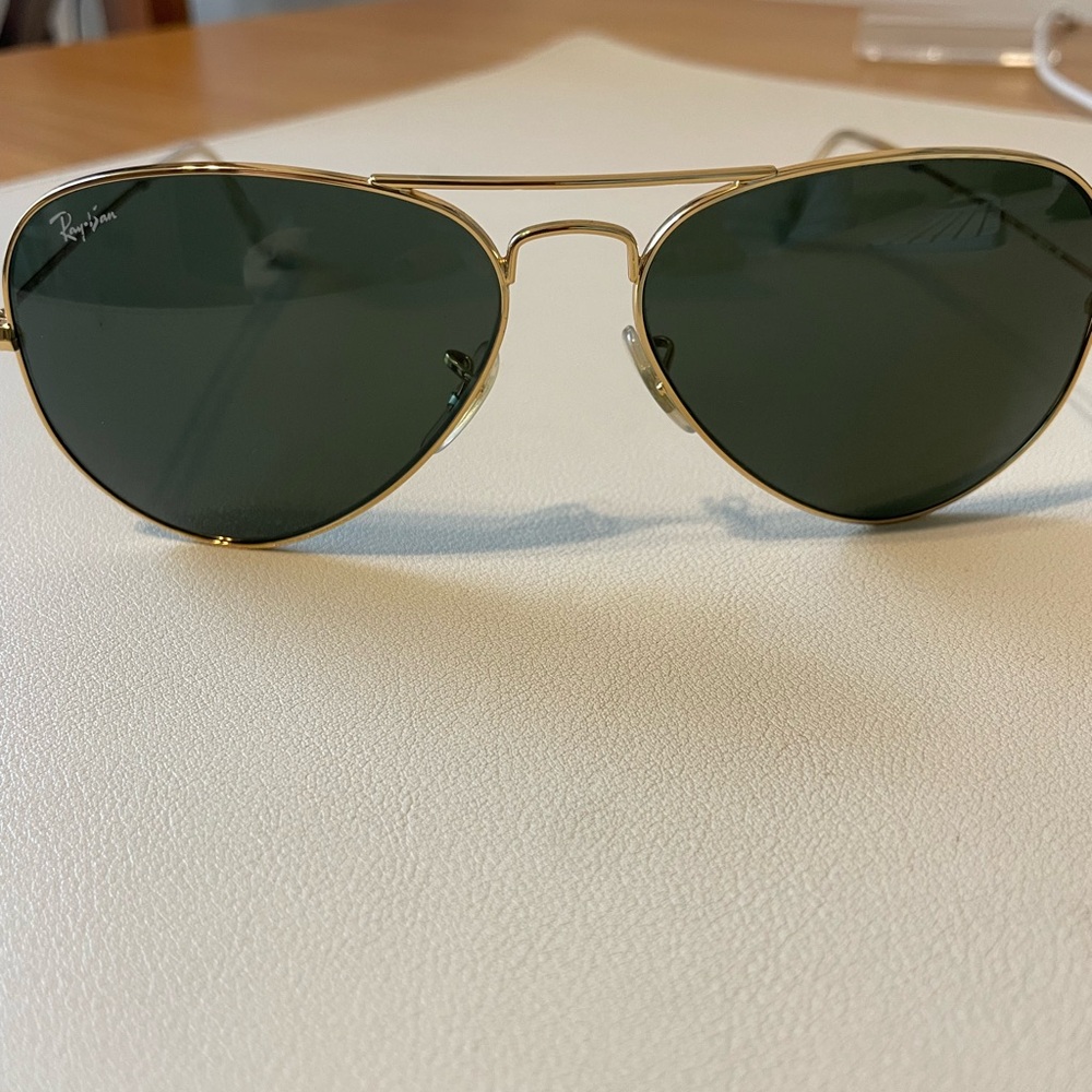 Rayban aviators nearly perfect condition